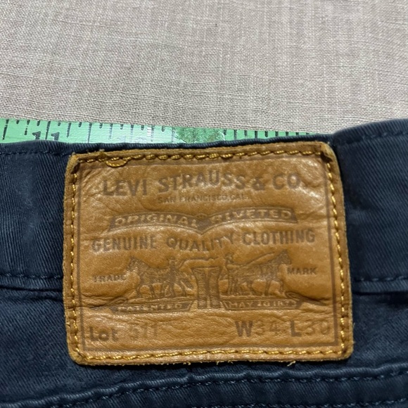 Levi's Premium 511 Men’s Navy Trousers Size 34 x 30 leather patch white tab - Picture 9 of 9